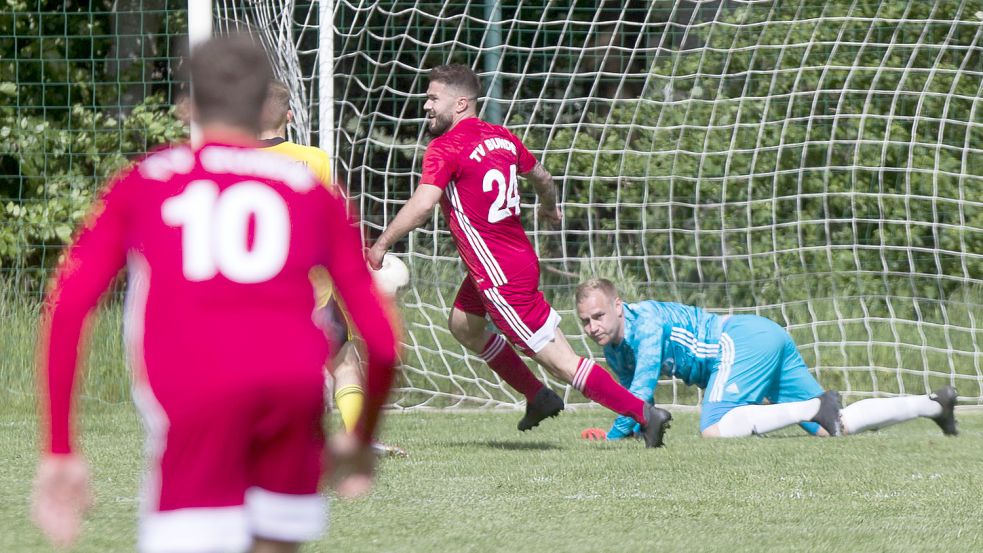 Bunde Ist Bezirksliga Meister Der Trainersohn Stiehlt Dem Tus Strudden