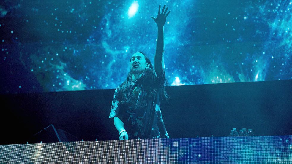 Tokio Star DJ Steve Aoki Fliegt Mit SpaceX Raumschiff Zum Mond