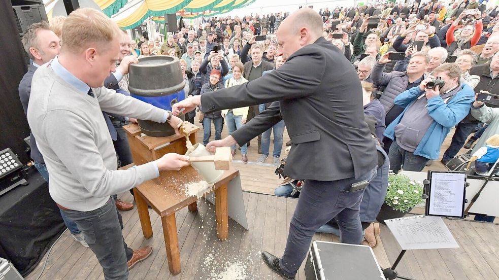 Party in Großefehn Der Bagbander Markt ist eröffnet Ostfriesen Zeitung