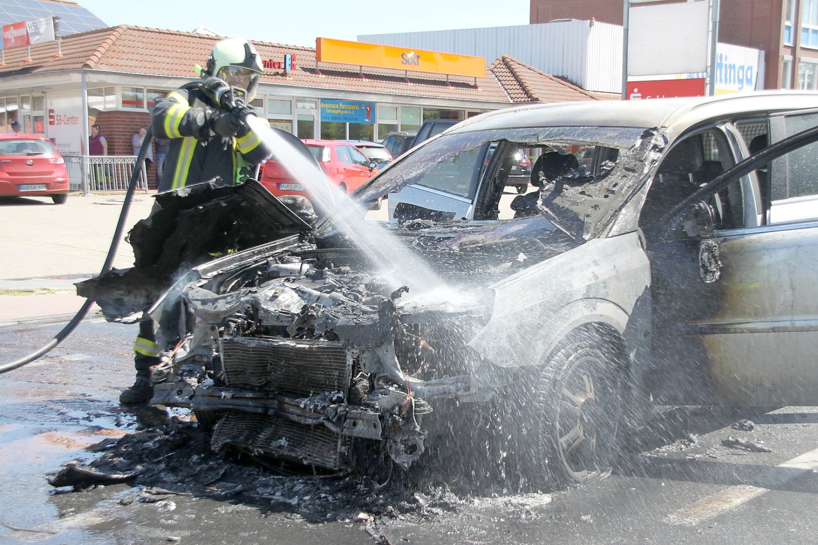 Betrunkener verursachte Unfall in Aurich - Bild 1