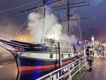 Brand auf der "Friederike von Papenburg" - Bild 4