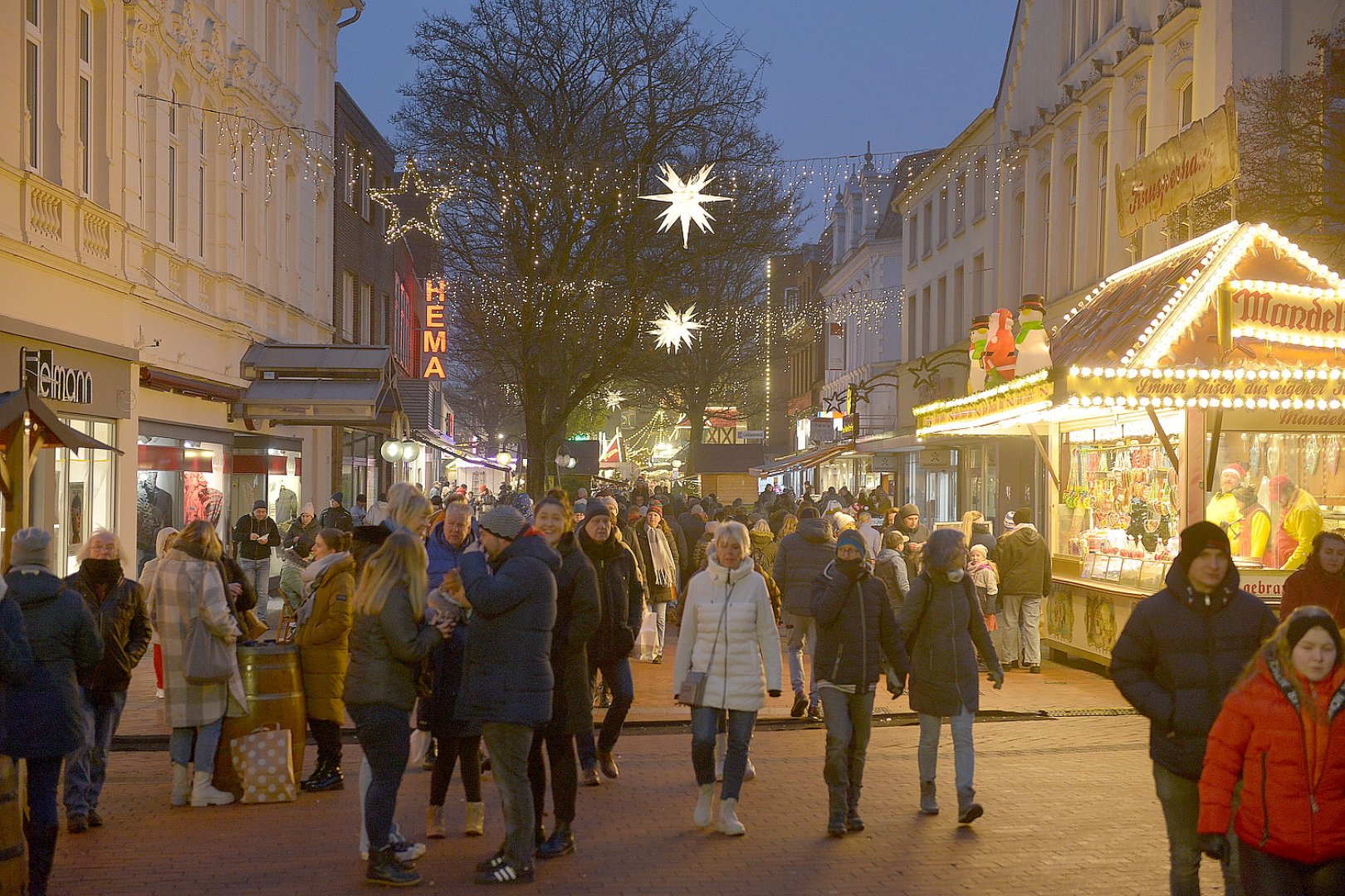 Weihnachtsmarkt Leer - Bild 1