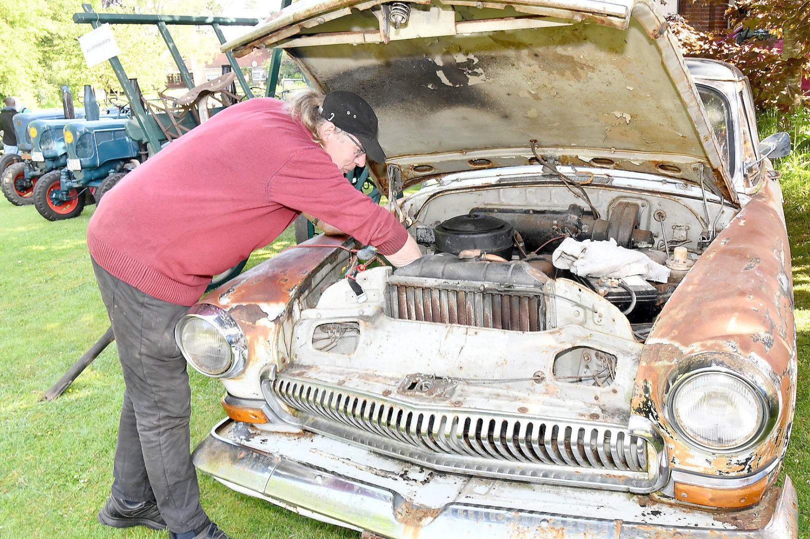 Zahlreiche Oldtimer in Schwerinsdorf - Bild 2