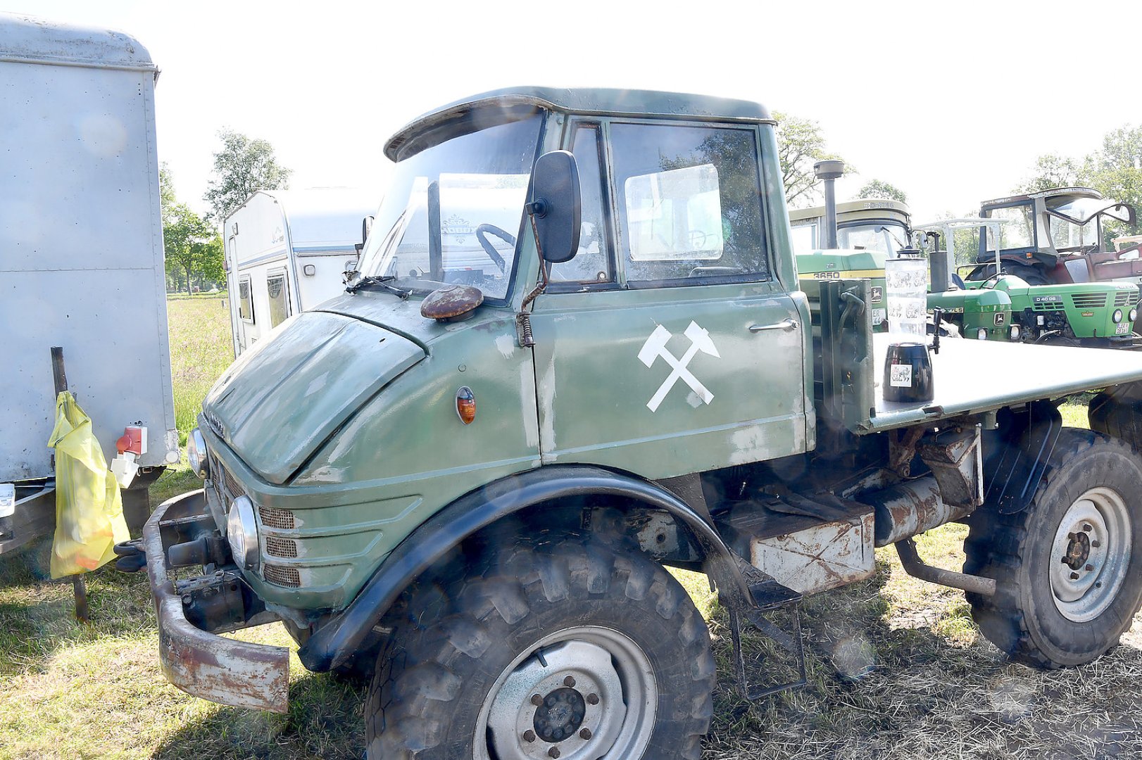 Zahlreiche Oldtimer in Schwerinsdorf - Bild 9