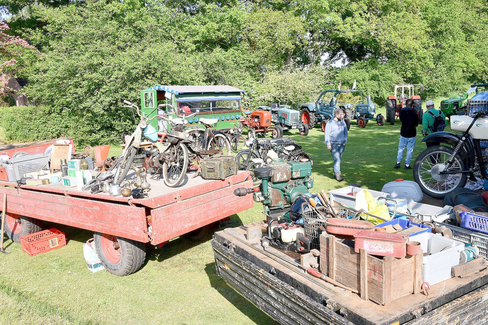 Großer Flohmarkt in Schwerinsdorf  - Bild 3