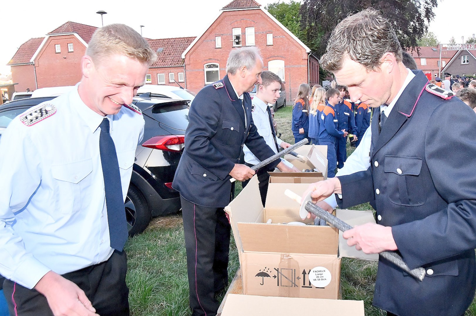 Feuerwehrfest Hatshausen hat begonnen - Bild 10