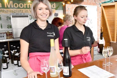 Impressionen vom Moormerländer Weinfest - Bild 24