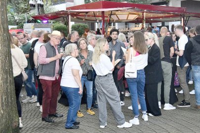 Impressionen vom Moormerländer Weinfest - Bild 34