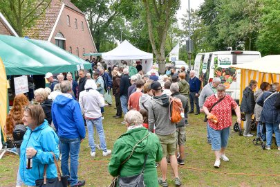 Das war los beim Genussmarkt in Campen - Bild 25