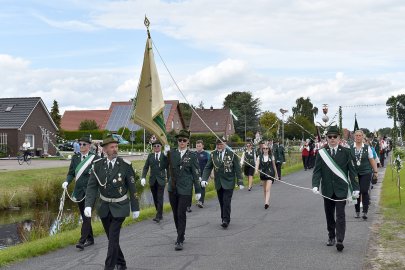 Der Schützenfest-Sonntag in Ostrhauderfehn - Bild 11