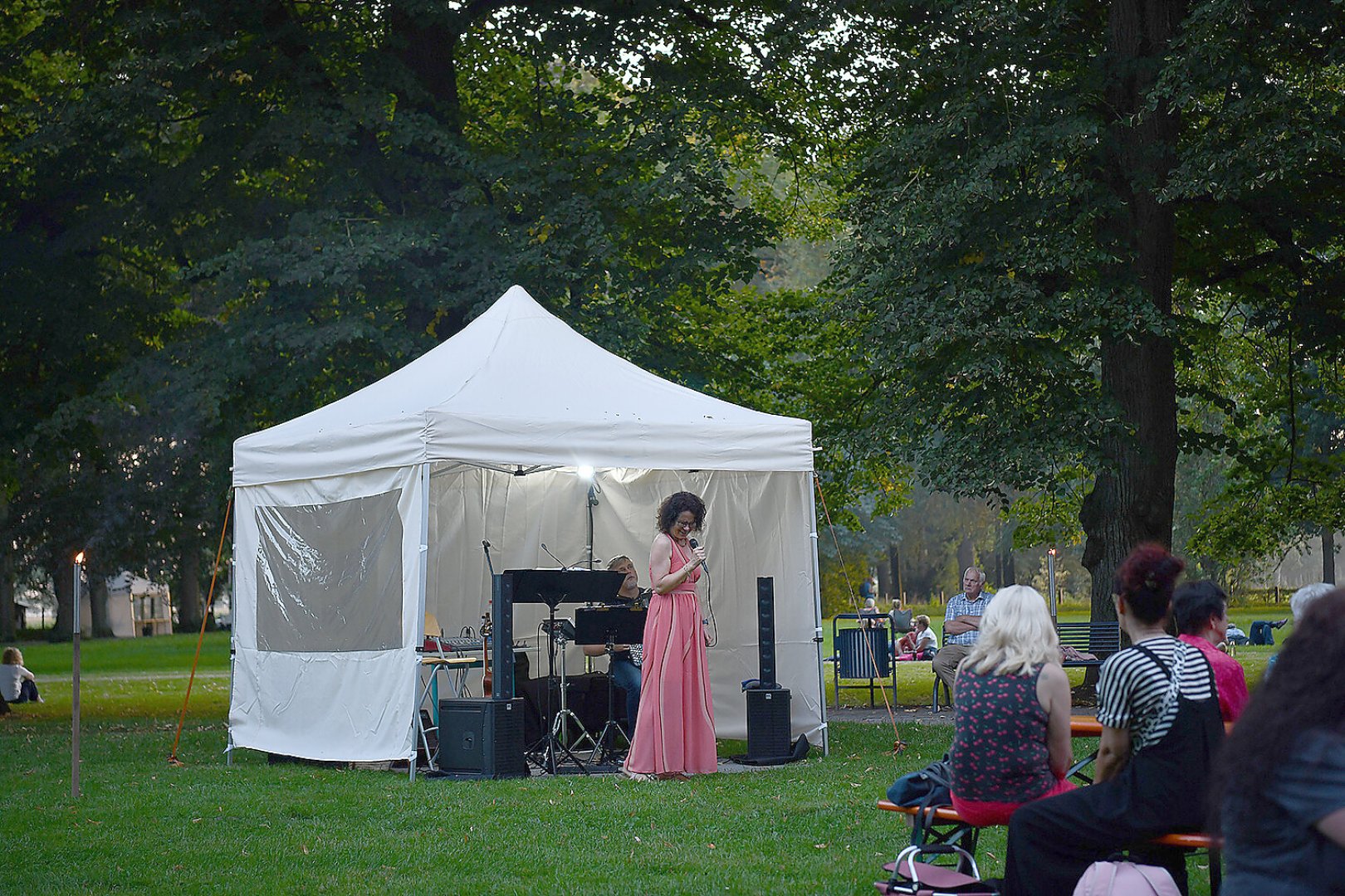 Lüch un Spööl im Leeraner Evenburg-Park - Bild 28