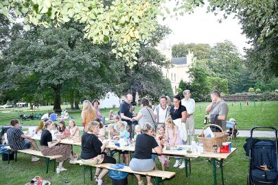 Lüch un Spööl im Leeraner Evenburg-Park - Bild 290