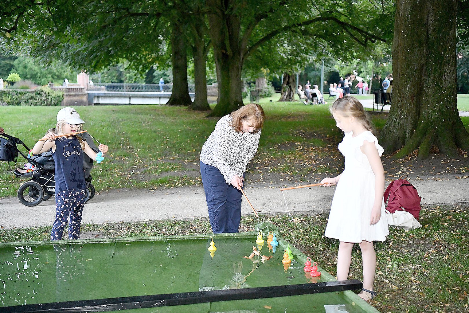 Lüch un Spööl im Leeraner Evenburg-Park - Bild 341