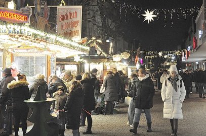 Der Weihnachtsmarkt in Leer am ersten Adventswochenende - Bild 7