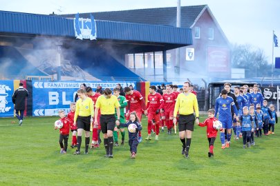 Kickers Emden gewinnt 5:0 - Bild 14