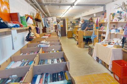 Erster Bücherflohmarkt in Emden - Bild 15