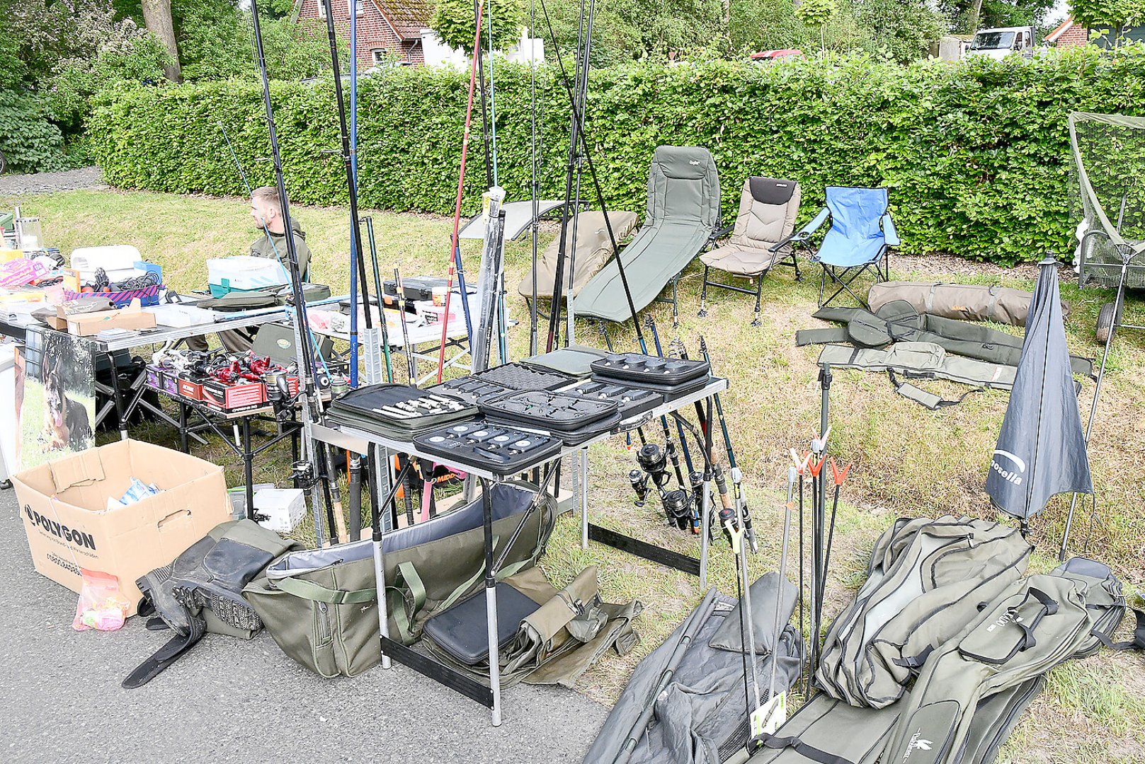 Bummeln und Feilschen beim Flohmarkt in Schwerinsdorf - Bild 5