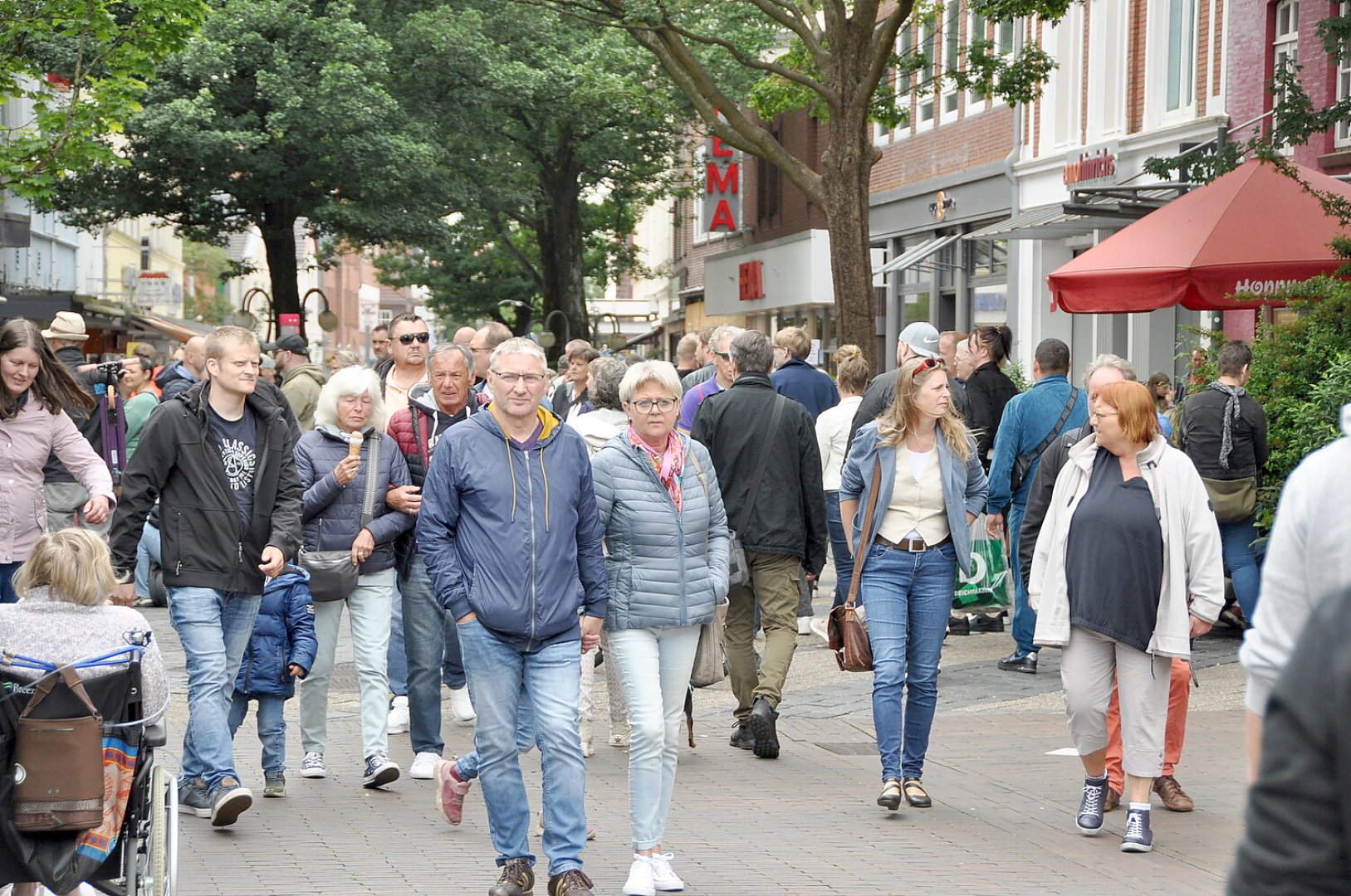 Ostfriesischer Lekkermarkt in Leer - Bild 30