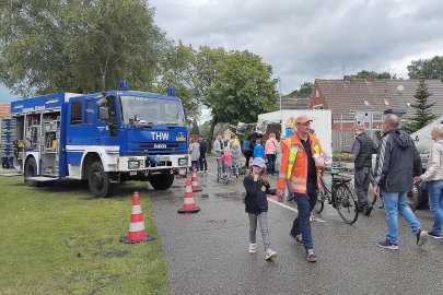 Festmeile zum Feuerwehr-Geburtstag in Flachsmeer - Bild 10