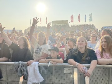 Silbermond bei den Beach Days Borkum 2024 - Bild 10