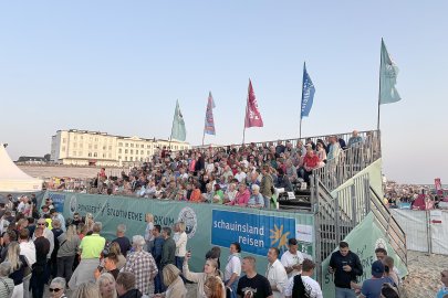 Silbermond auf den Borkumer Beach Days 2024 - Bild 16