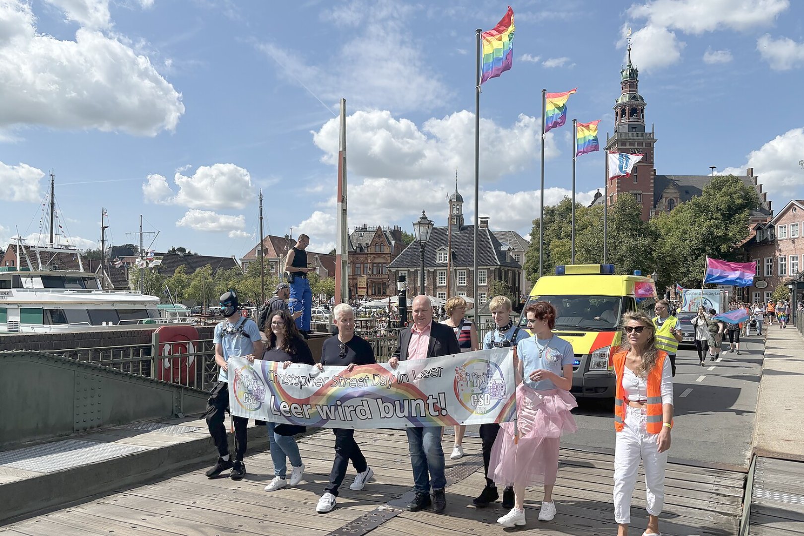 Der CSD in Leer 2024 - Bild 10