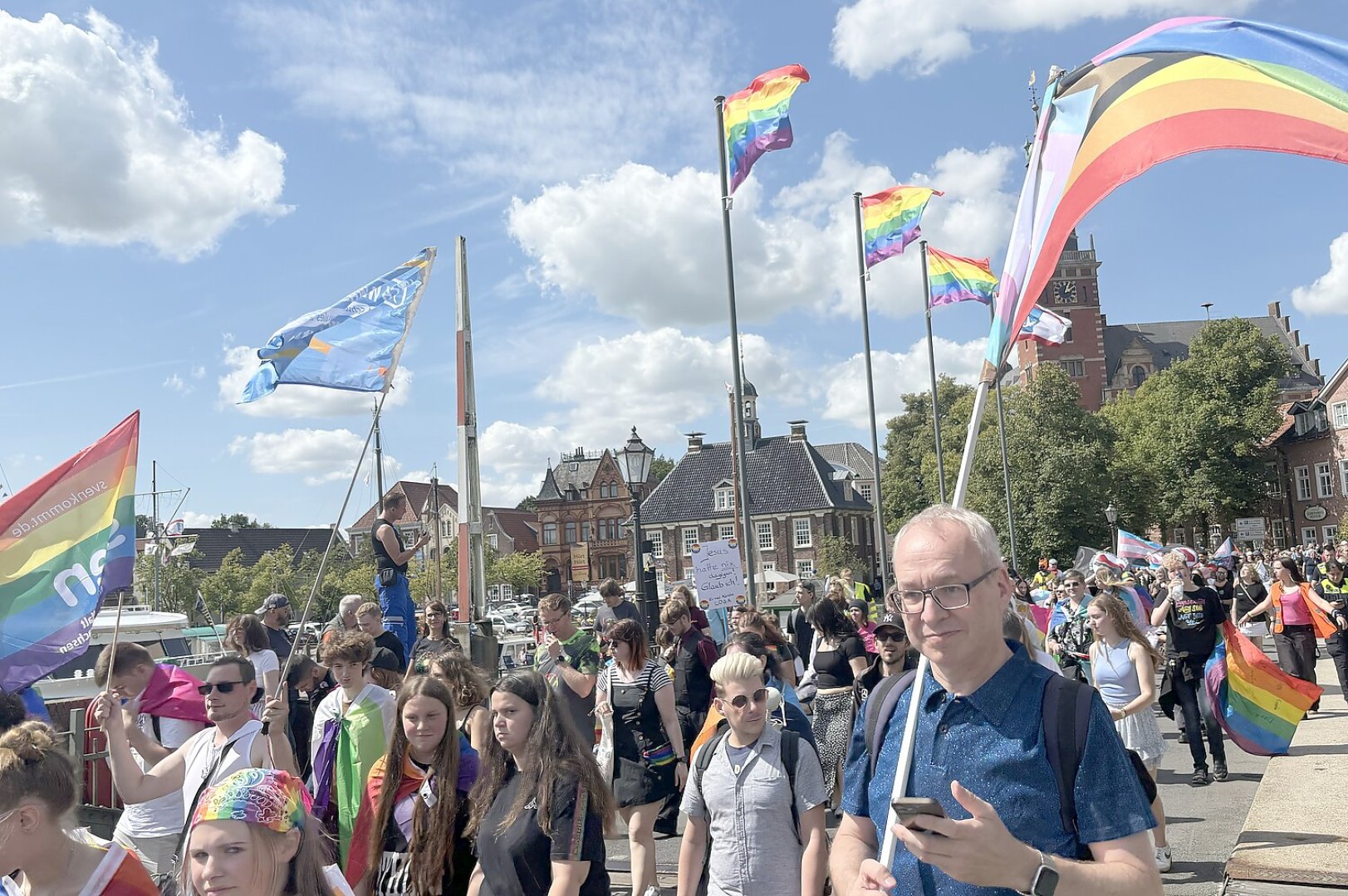 Der CSD in Leer 2024 - Bild 23