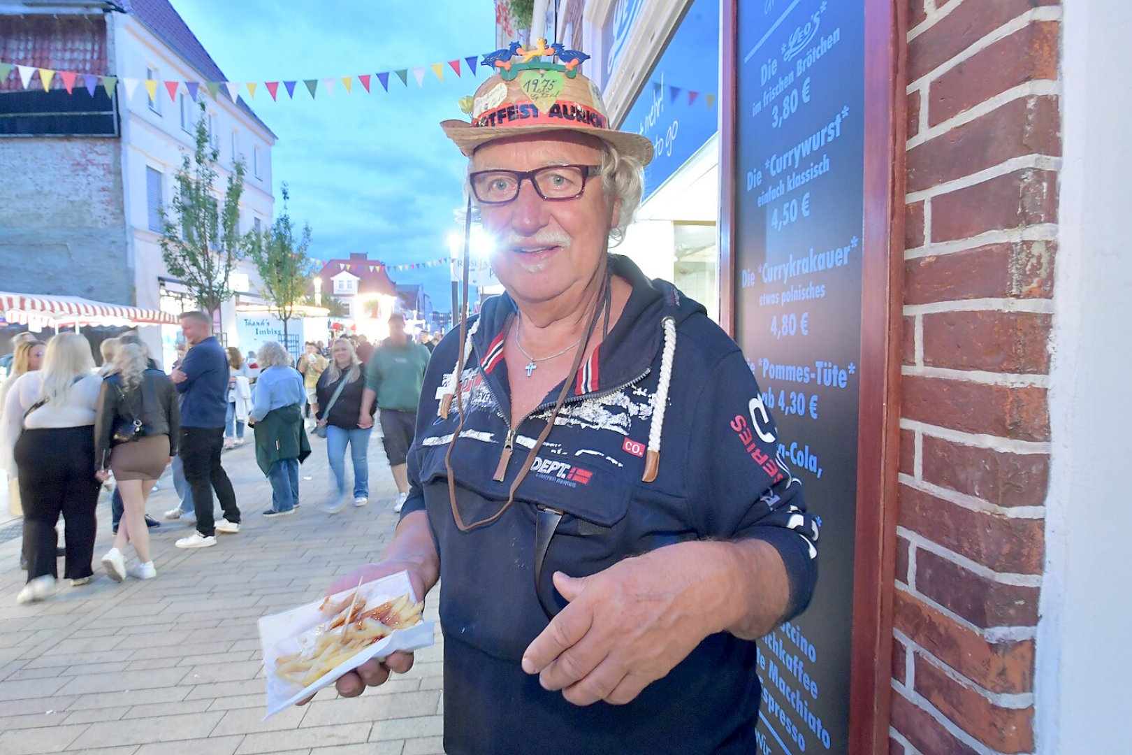 47. Auricher Stadtfest lockt Feierwütige - Bild 9