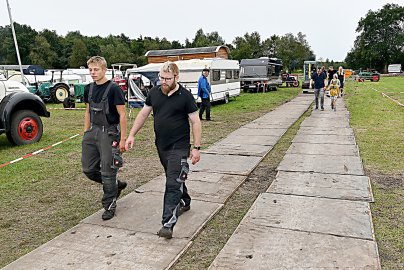 Oldtimertreffen in Veenhusen hat begonnen - Bild 16