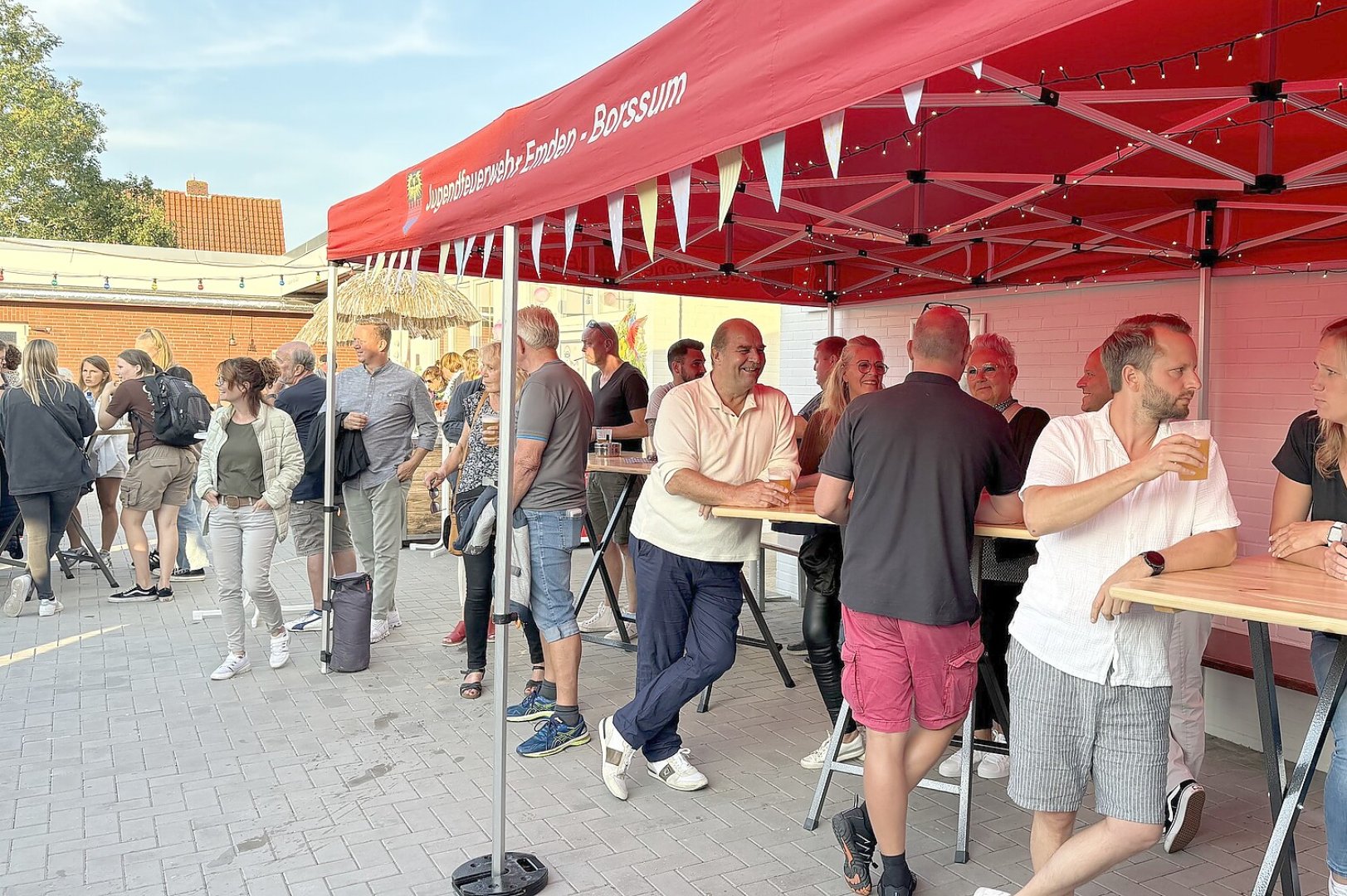 Voller Erfolg beim Sommerfest im Freibad Borssum  - Bild 14