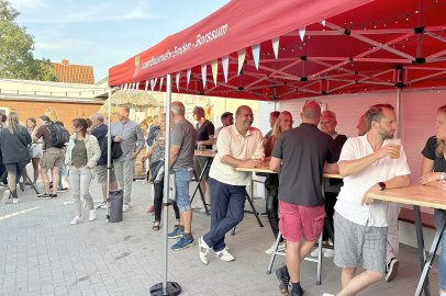 Voller Erfolg beim Sommerfest im Freibad Borssum  - Bild 14