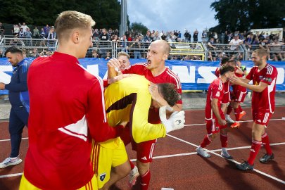 Kickers Emden gewinnt in Oldenburg - Bild 3