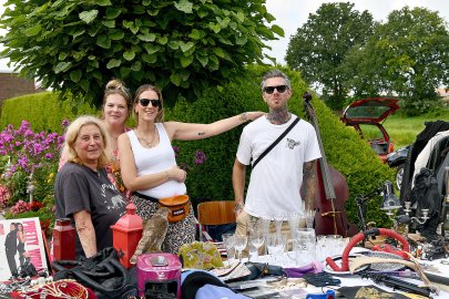 Jannburger Weg in Wiesmoor wurde zur Flohmarktmeile - Bild 52