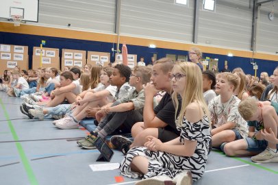 Festakt am Gymnasium in Rhauderfehn - Bild 8