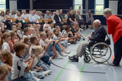 Festakt am Gymnasium in Rhauderfehn - Bild 29