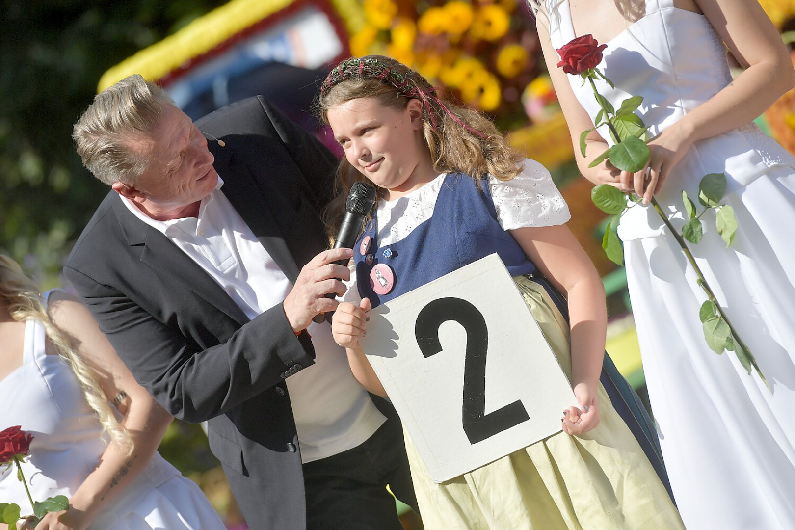 Wahl des Königshauses beim Blütenfest - Bild 31