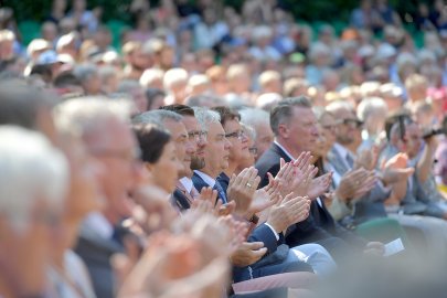 Wahl des Königshauses beim Blütenfest - Bild 39