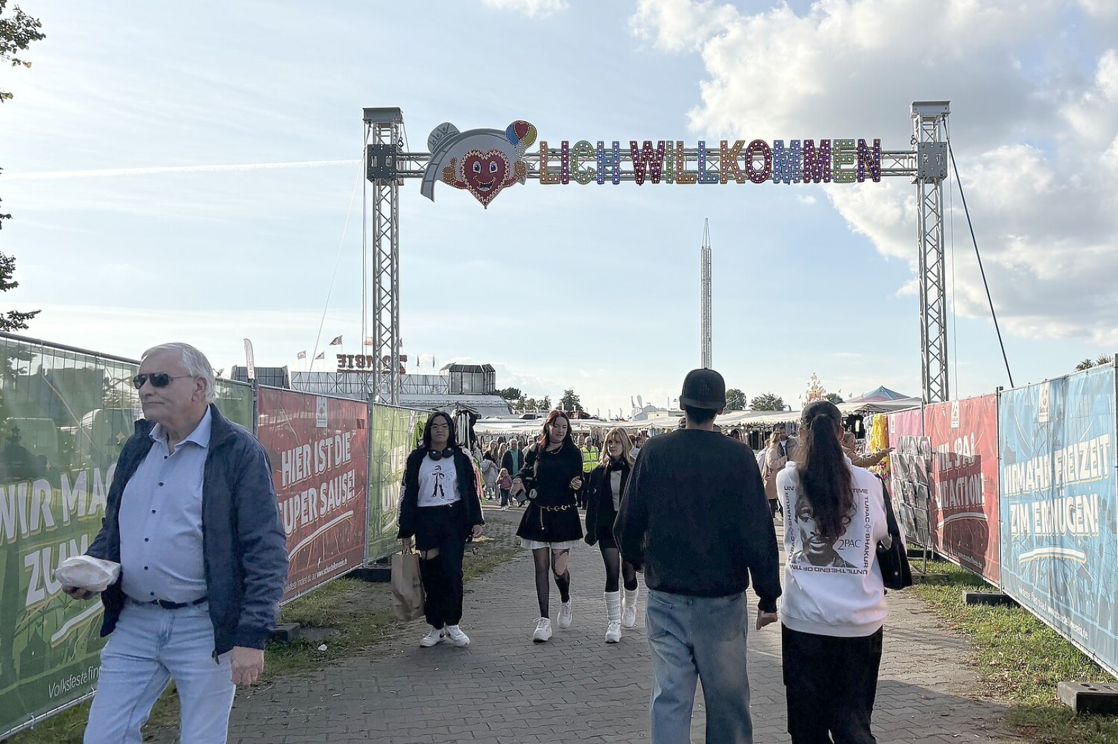 Eindrücke vom Emder Schützenfest  - Bild 1