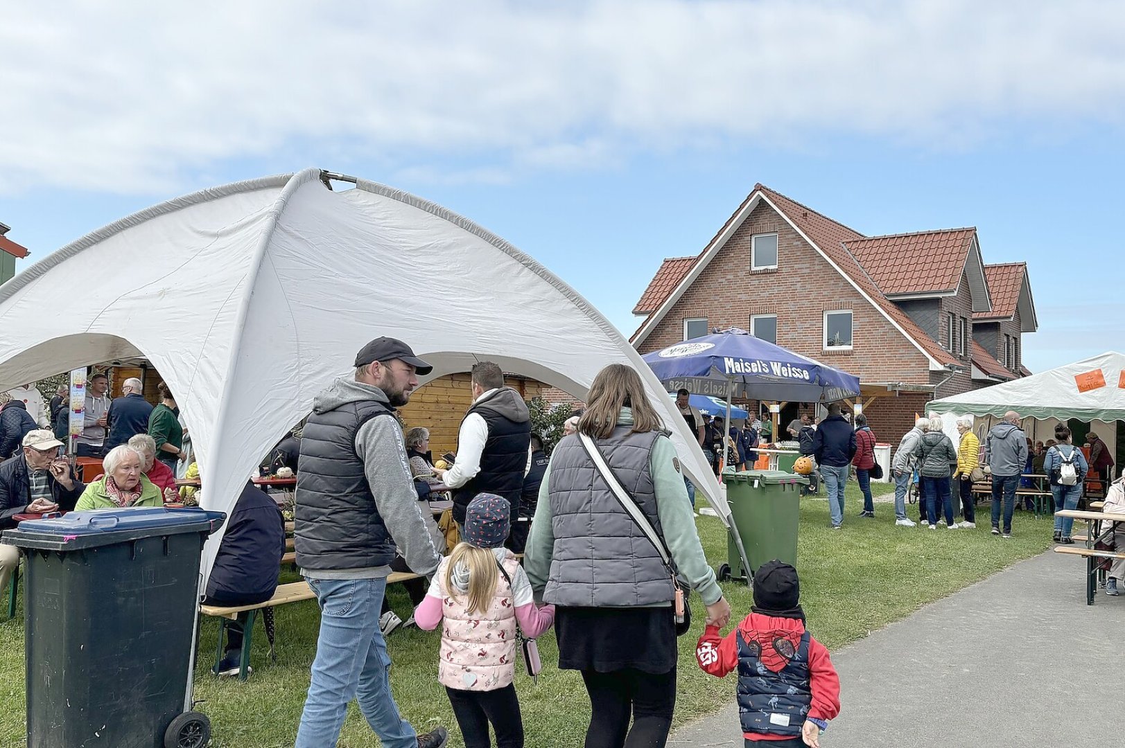 Eindrücke vom Kürbismarkt in Emden - Bild 25