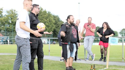 Flunkyball-Turnier in Strackholt - Bild 19