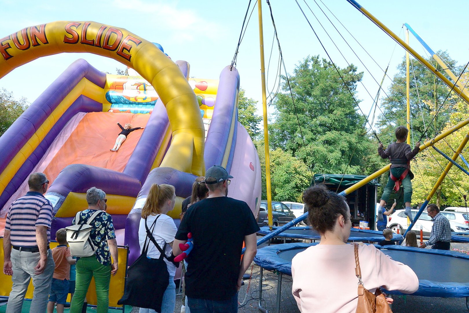 Herbstmarkt Remels bei Sonnenschein gut besucht - Bild 3