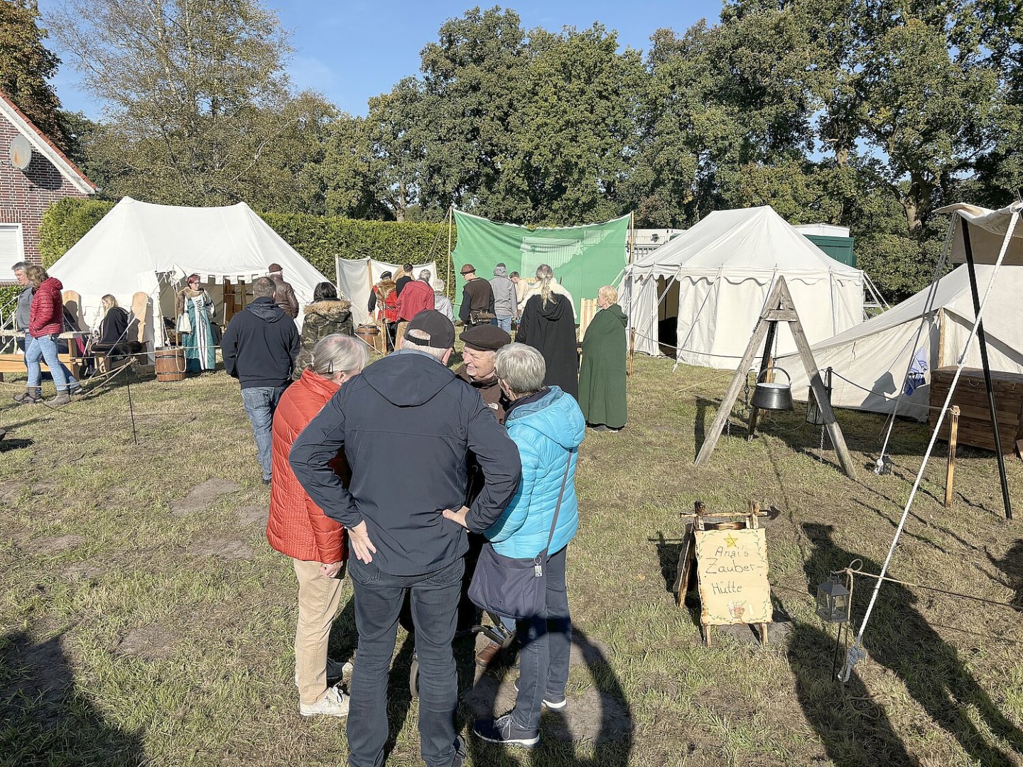 Buurnmarkt lockte wieder viele Gäste an - Bild 15