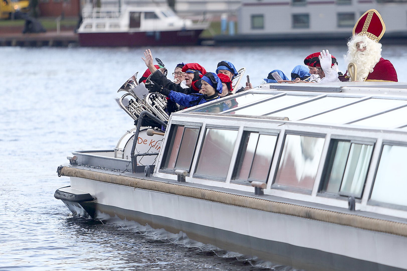 Sinterklaas besucht Emden - Bild 1