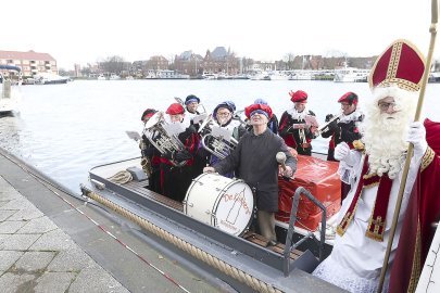 Sinterklaas besucht Emden - Bild 4