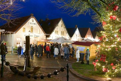 Zu Besuch beim "Lüttje Greetmer Wiehnachtsmarkt" - Bild 20