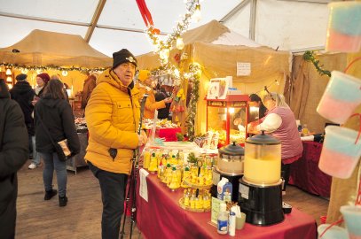 Wiehnachtsmarkt achter d' Waag in Leer - Bild 2