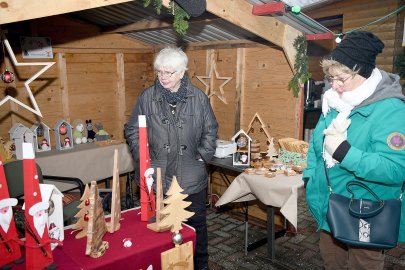 Weihnachtsmarkt in Warsingsfehn - Bild 2