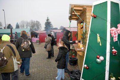 Weihnachtsmarkt in Warsingsfehn - Bild 18