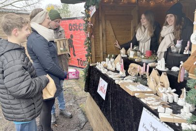 Erfolgreicher Weihnachtsmarkt in Ostrhauderfehn - Bild 9