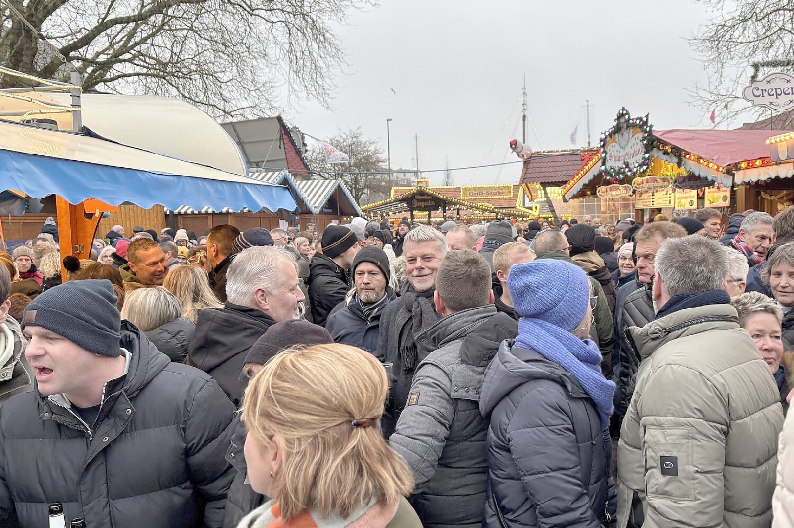 Elführtje zu Silvester in Emden - Bild 1